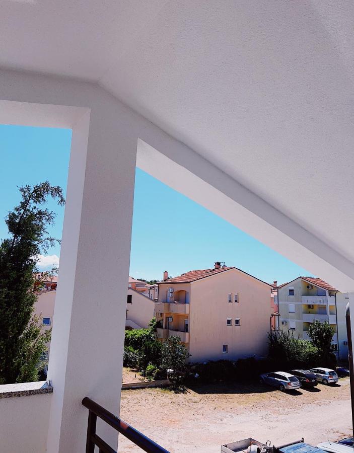 Apartmani Marin Medulin Exterior photo